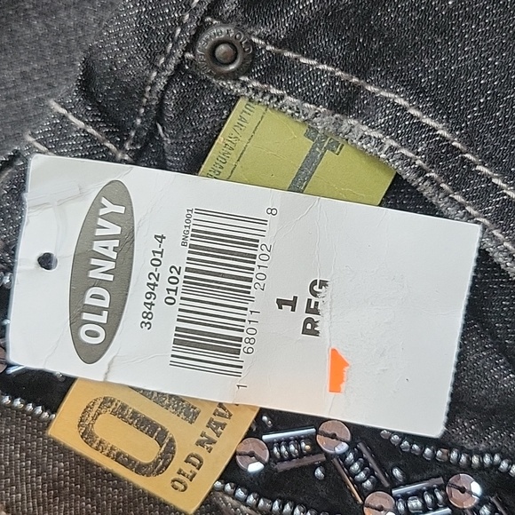 NWT - Old Navy Low Rise, Straight Leg Jeans - Picture 6 of 8